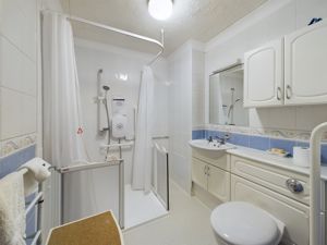 SHOWER ROOM- click for photo gallery